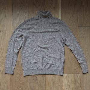 Club Monaco Cashmere Turtleneck (M)